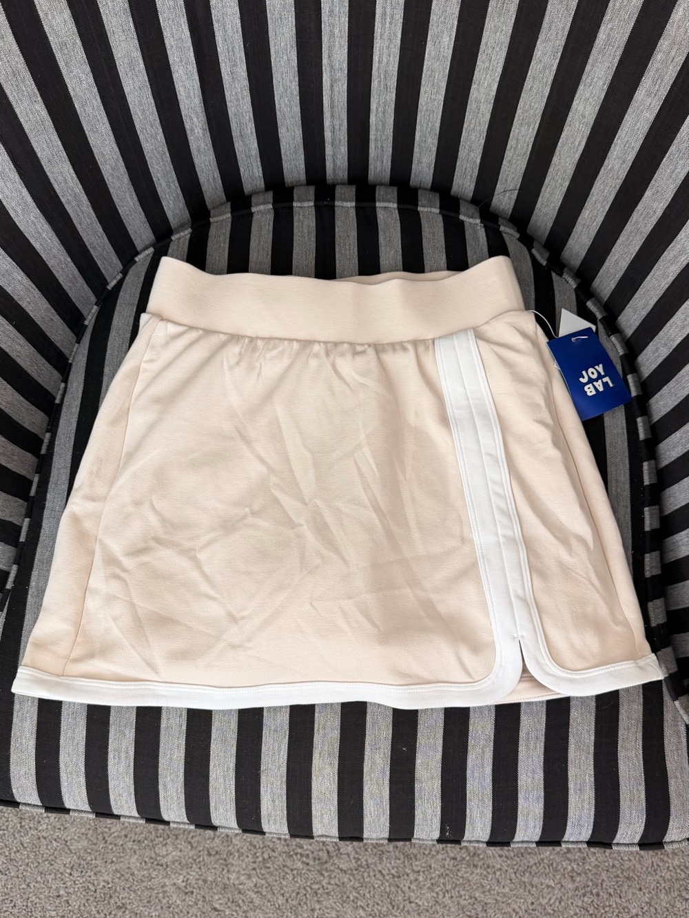 JoyLab Athletic Skort XS Almond Beige Built-In Shorts NWT